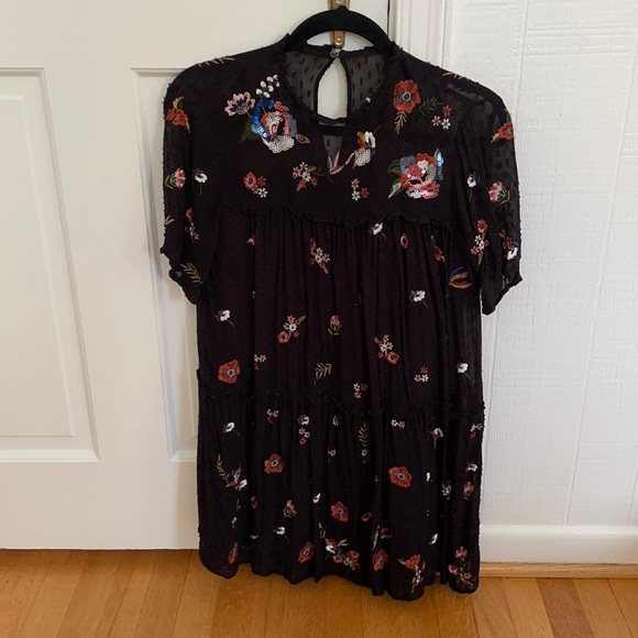 Zara Dresses & Skirts - Zara Embroidered Mini Dress